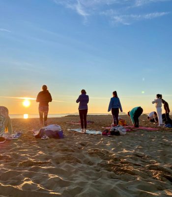 Yoga en la playa valencia